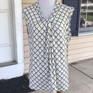 NWOT TOMMY HILFIGER SHIRT